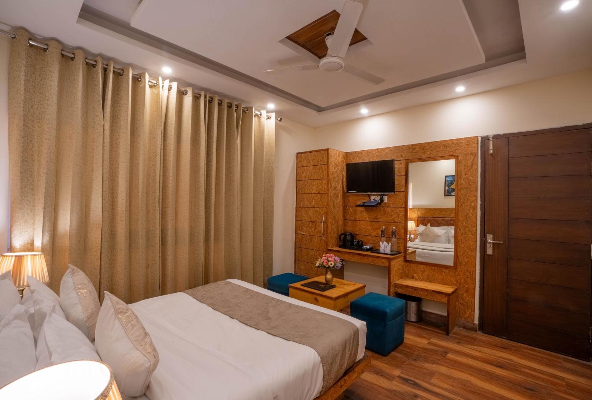 Perfectstayz Vista 5 Min Walk To Mall Road Mussoorie Exterior photo